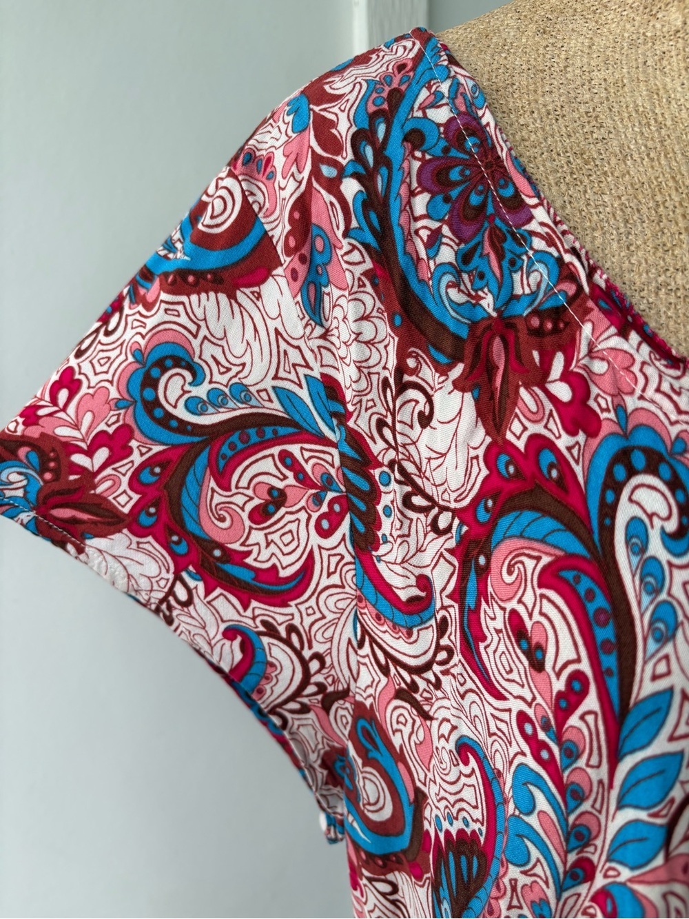 Soft Surroundings Kara Maxi Dress in Framboise Paisley 2X - Picture 5 of 10